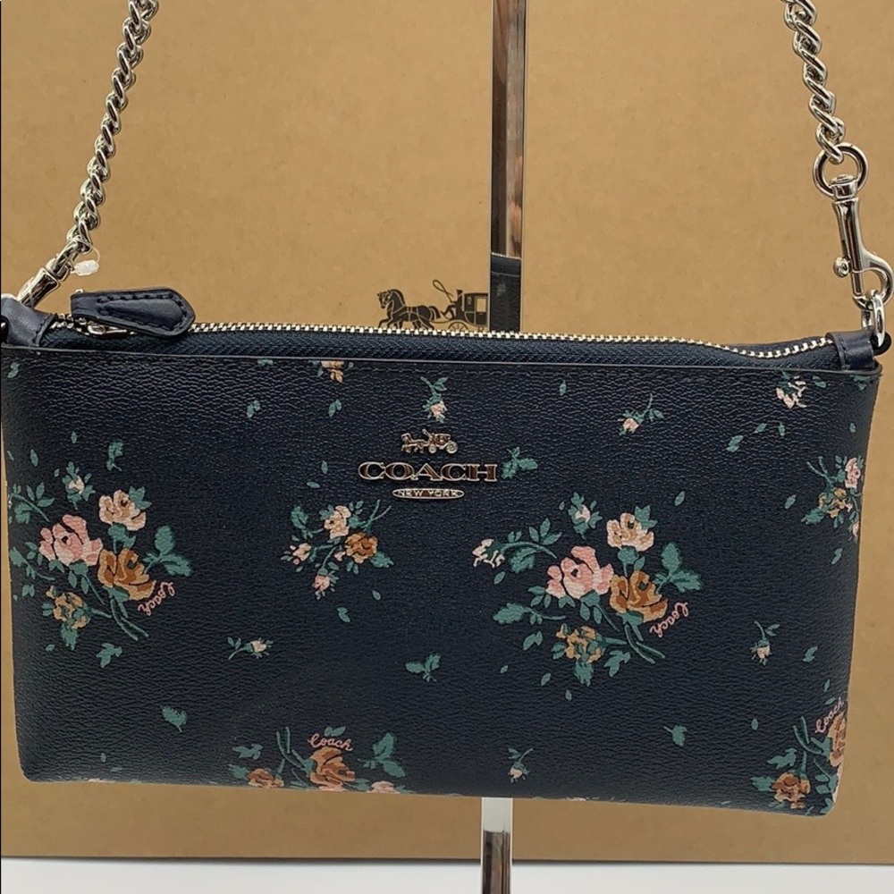 COACH ZIP TOP CROSSBODY WITH ROSE BOUQUET PRINT - Picture 11 of 16